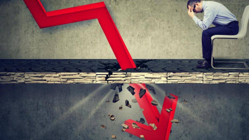 Vì sao không bán khi thị trường hoảng loạn?
