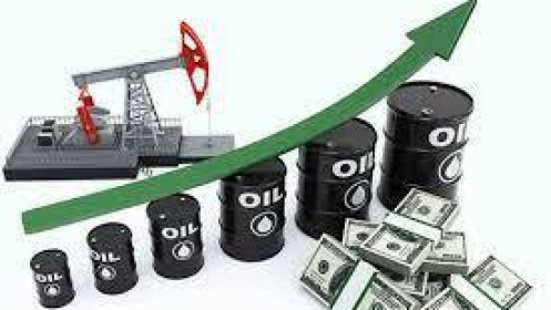 Xung đột vũ trang từ các nước Trung Đông, Ukraina và Nga thúc đẩy dầu thô tăng giá