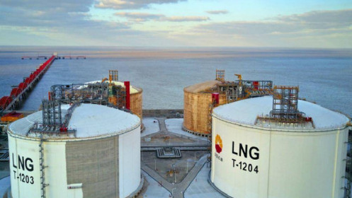 Trung Quốc đang bán lại LNG, khiến giá khí đốt giảm
