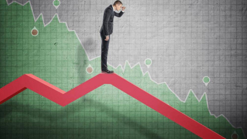 Sóng ngành 2022 - Một năm đầy giông bão