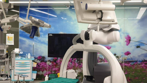 Điều tra vụ 'thổi giá' thiết bị robot phẫu thuật ở Bệnh viện Thanh Nhàn