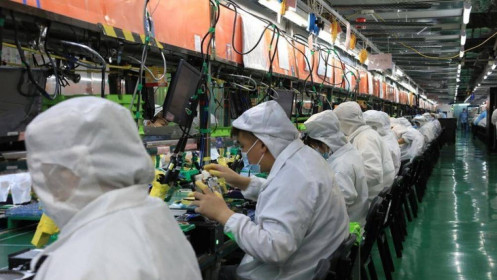 Nhà máy sản xuất iPhone lớn nhất thế giới ồ ạt tuyển người cho sản phẩm mới