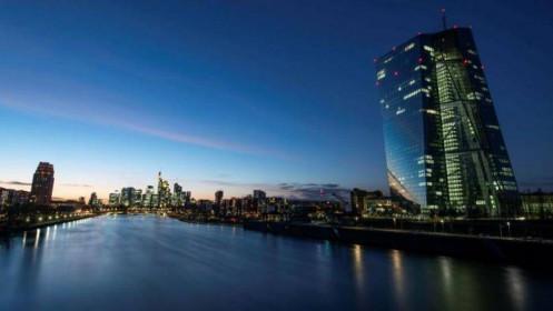 ECB đối mặt với “tai nạn tài chính” nếu tăng lãi suất quá nhanh