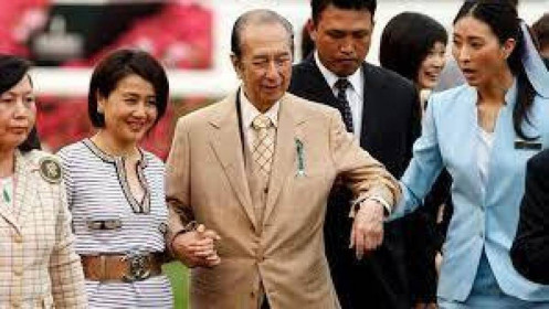 Gia đình 'vua sòng bài' Macau hòa thuận để vượt khó mùa dịch