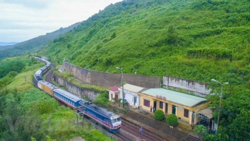 FLC muốn đầu tư đường sắt Viêng Chăn - Vũng Áng