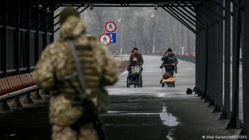 Ukraine nói quân Nga, Belarus tấn công từ biên giới
