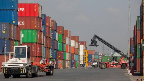Bảy ngành kiến nghị TP HCM lùi ngày thu phí cảng biển