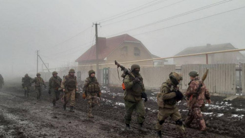 NÓNG: Các lực lượng Nga tiến vào Mariupol - Kiểm soát kho vũ khí chiến lược ở Kharkov!