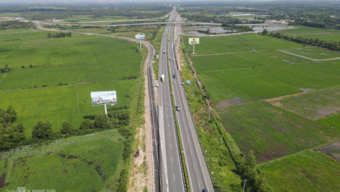 Ba tuyến cao tốc sẽ thu phí không dừng từ quý III