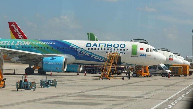 Việt Nam dỡ bỏ hoàn toàn hạn chế về đường hàng không, khách đang tăng đột biến