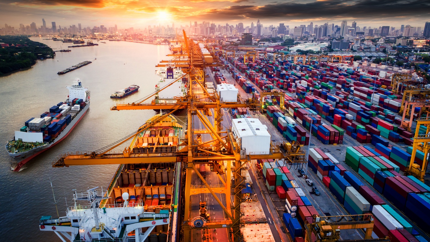 Khủng hoảng chuỗi cung ứng toàn cầu lớn hơn vào mùa hè
