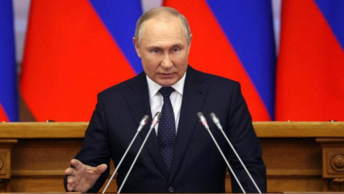 Ông Putin cảnh báo đáp trả nếu nước ngoài can thiệp vào Ukraine