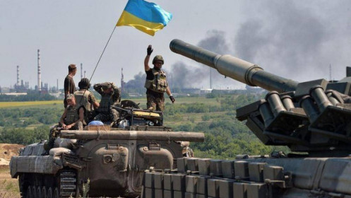 Xung đột Ukraine-Nga: “Thần chiến tranh” pháo binh sẽ định đoạt số phận của Donbass