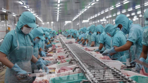 Việt Nam nhập khẩu gần 2 tỉ USD nông sản từ Campuchia