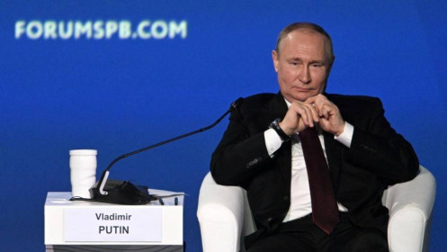 Ông Putin: Kỷ nguyên thế giới đơn cực đã kết thúc