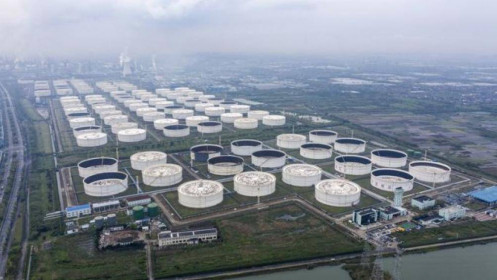 Hàng loạt nhà máy lọc dầu của Trung Quốc bỏ không