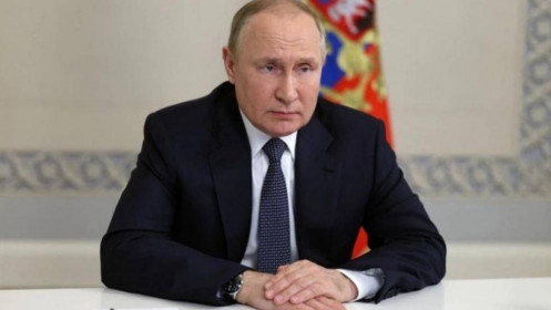 Ông Putin lần đầu công du nước ngoài sau chiến dịch ở Ukraine