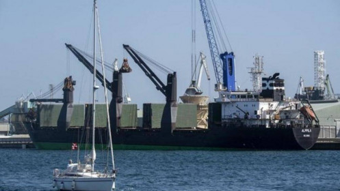 Tàu chở ngũ cốc đầu tiên rời cảng Ukraine kể từ khi xảy ra xung đột