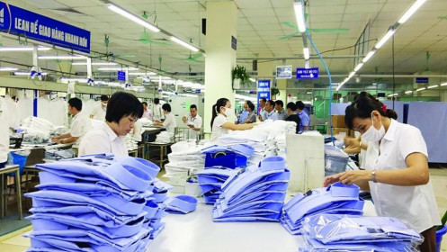 Dệt may 6 tháng cuối năm sẽ rất khốc liệt?