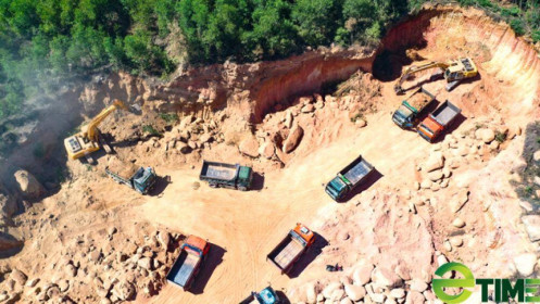 Quảng Ngãi: Chỉ đạo "khai tử" những mỏ đất chậm chạp kê khai giá bán