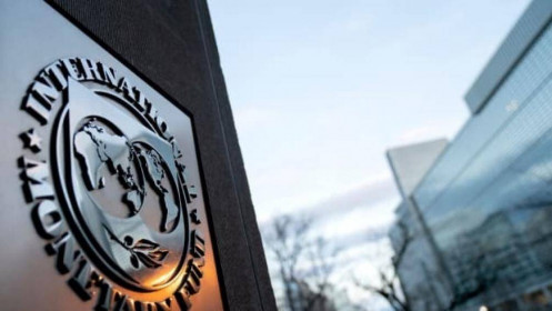 IMF tiếp tục cắt giảm triển vọng tăng trưởng toàn cầu