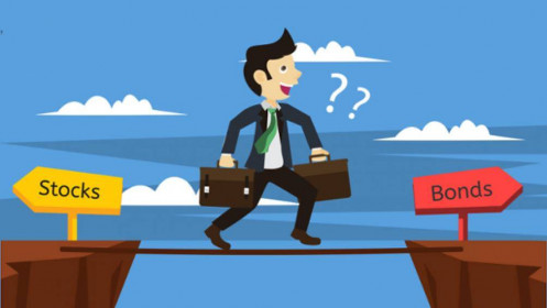 Đầu tư vào cổ phiếu hay trái phiếu tốt hơn?