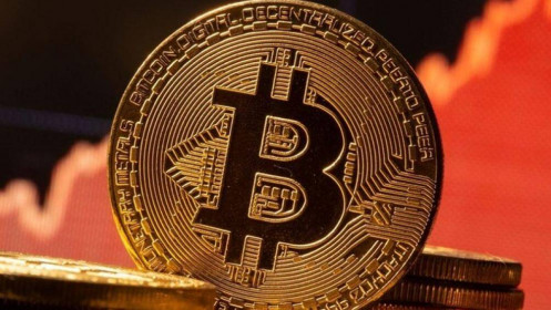 Bitcoin giảm về 21,000 USD trước thềm cuộc họp Fed