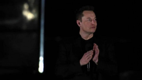 Musk bán cổ phiếu Tesla để đề phòng phải mua Twitter