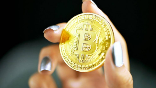 Bitcoin lấy lại mốc 24,000 USD sau thông tin lạm phát