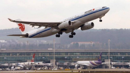 Mỹ hủy hàng chục chuyến bay của hãng hàng không Trung Quốc