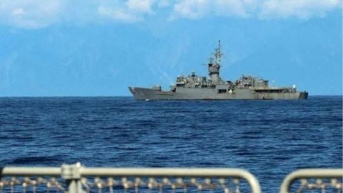 Đài Loan dọa đáp trả nếu tàu chiến Trung Quốc áp sát bờ biển