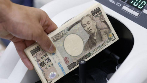 Yen Nhật sắp ghi nhận năm mất giá mạnh nhất lịch sử