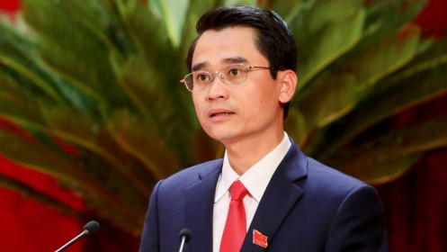 Phó chủ tịch tỉnh Quảng Ninh bị cảnh cáo