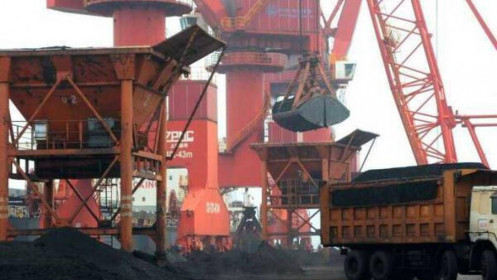 Nhập khẩu than trong tháng 8 của Trung Quốc từ Nga, Indonesia tăng cao