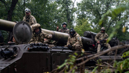 Kiev tuyên bố không nao núng trước lệnh động viên quân của Putin