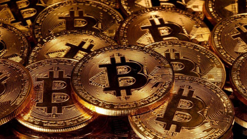 Bitcoin vượt 19.000 USD