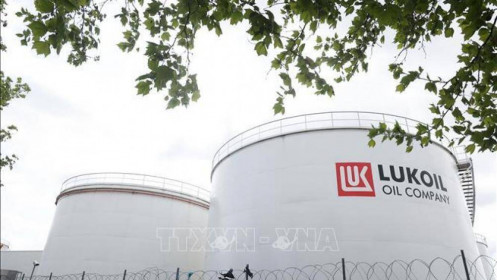 Các nước EU chưa thể nhất trí lệnh trừng phạt dầu mỏ chống Nga