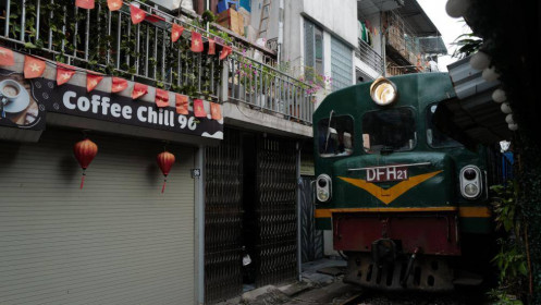 Cục Đường sắt Việt Nam bảo lưu xóa cà phê đường tàu