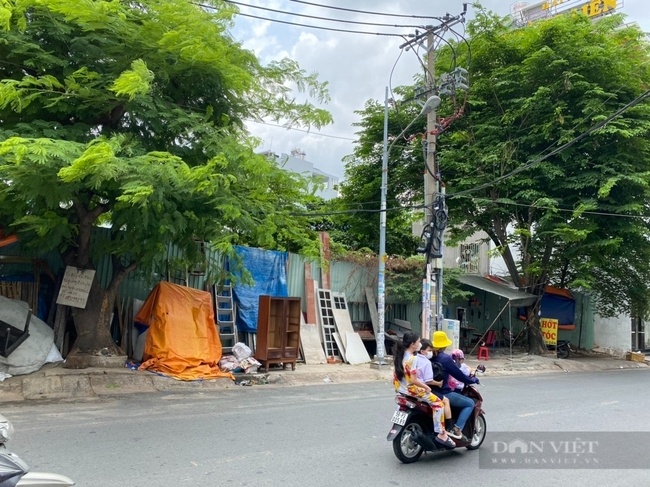 Vụ bán “đất vàng” thần tốc ở quận Tân Phú, TP.HCM: Chính thức khởi kiện UBND quận Tân Phú