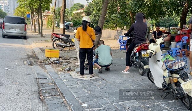 Một số cây xăng tại Hà Nội dùng đủ chiêu trò để bán ít xăng