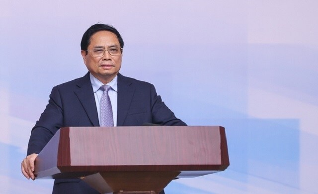 Thủ tướng: Chúng ta không ngồi chờ, không khuất phục trước khó khăn