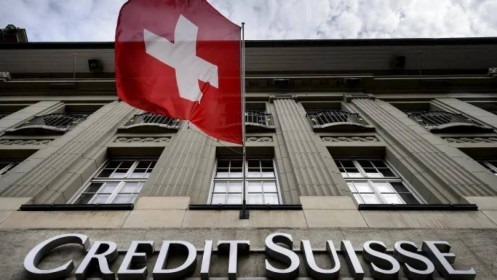 Credit Suisse quay cuồng trong rắc rối tài chính
