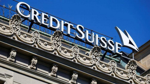 Sự sụt giảm giá cổ phiếu của Credit Suisse đang rất được quan tâm