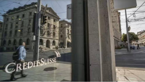 Phí CDS của Credit Suisse tăng thêm 100 điểm cơ bản lên kỷ lục mới