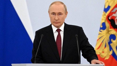 Ông Putin ký văn kiện sáp nhập 4 tỉnh Ukraine
