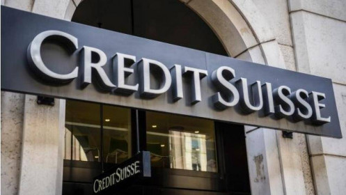 Credit Suisse cân nhắc bán mảng quản lý tài sản ở Mỹ, CEO mảng ngân hàng đầu tư rời đi