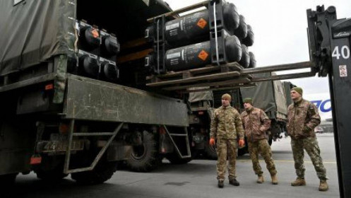 Ông Putin: Vũ khí viện trợ Ukraine bị tuồn ra chợ đen