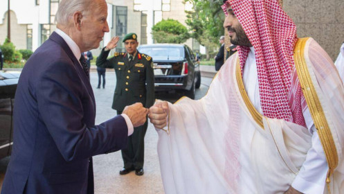 Cuộc chiến dầu mỏ giữa Mỹ và Arab Saudi