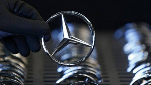Mercedes-Benz rút khỏi thị trường Nga