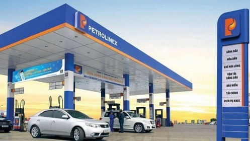 Lỗ kinh doanh xăng dầu, lãi ròng quý 3 của Petrolimex vẫn tăng 30%